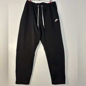Nike Woven Taper Leg Pull on Pant XL black
